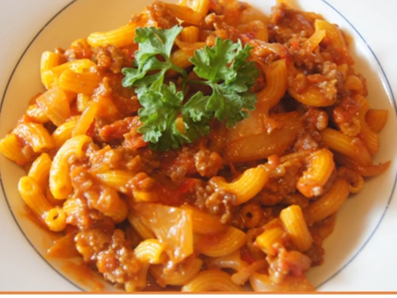 Rezept: Hörnchen-Nudel Pfanne mit Chinakohl und Schweinemett Bild Nr. 2 Hörnchen-Nudel Pfanne mit Chinakohl und Schweinemett - Rezept - Bild Nr. 2