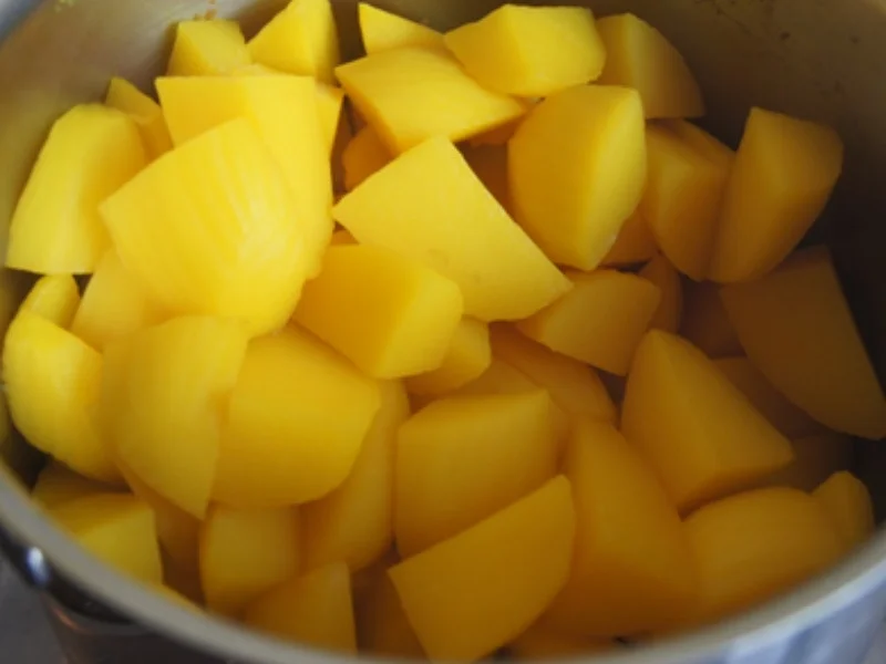 Schnitzel Toskana mit Buschbohnen und Petersilienkartoffeln - Rezept - Bild Nr. 14