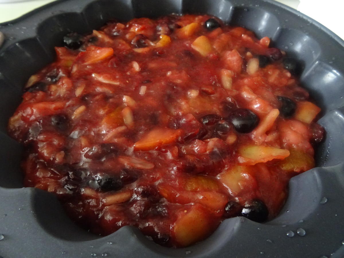 Frucht-Grütze mit Eierlikör-Buttermilch-Creme - Rezept - Bild Nr. 3