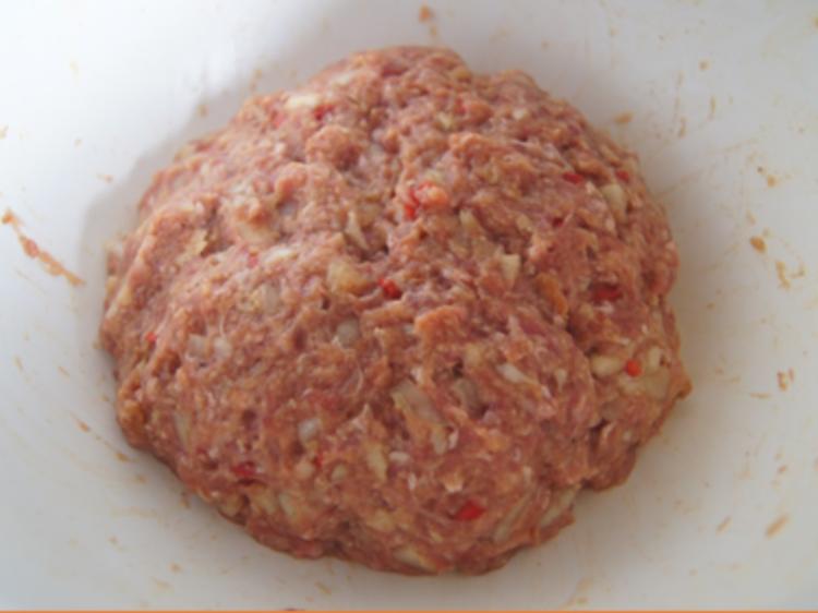 Hackbällchen mit Gemüsemix süß-sauer im Römertopf und Basmatireis ...