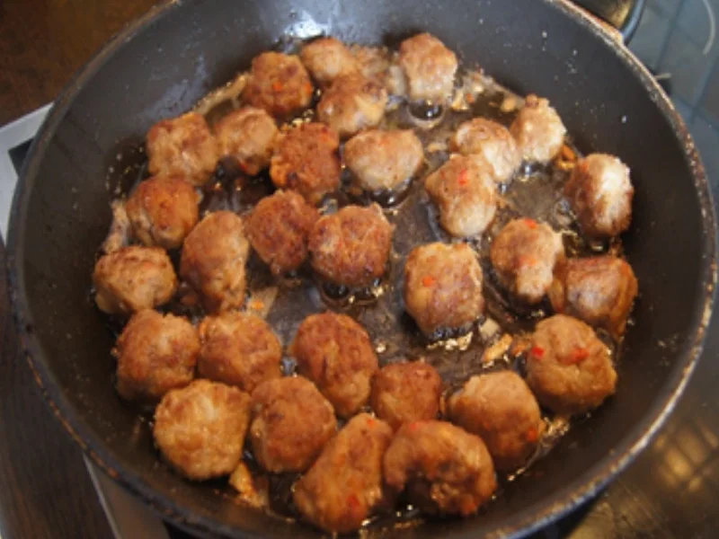 Hackbällchen mit Gemüsemix süß-sauer im Römertopf und Basmatireis - Rezept - Bild Nr. 10