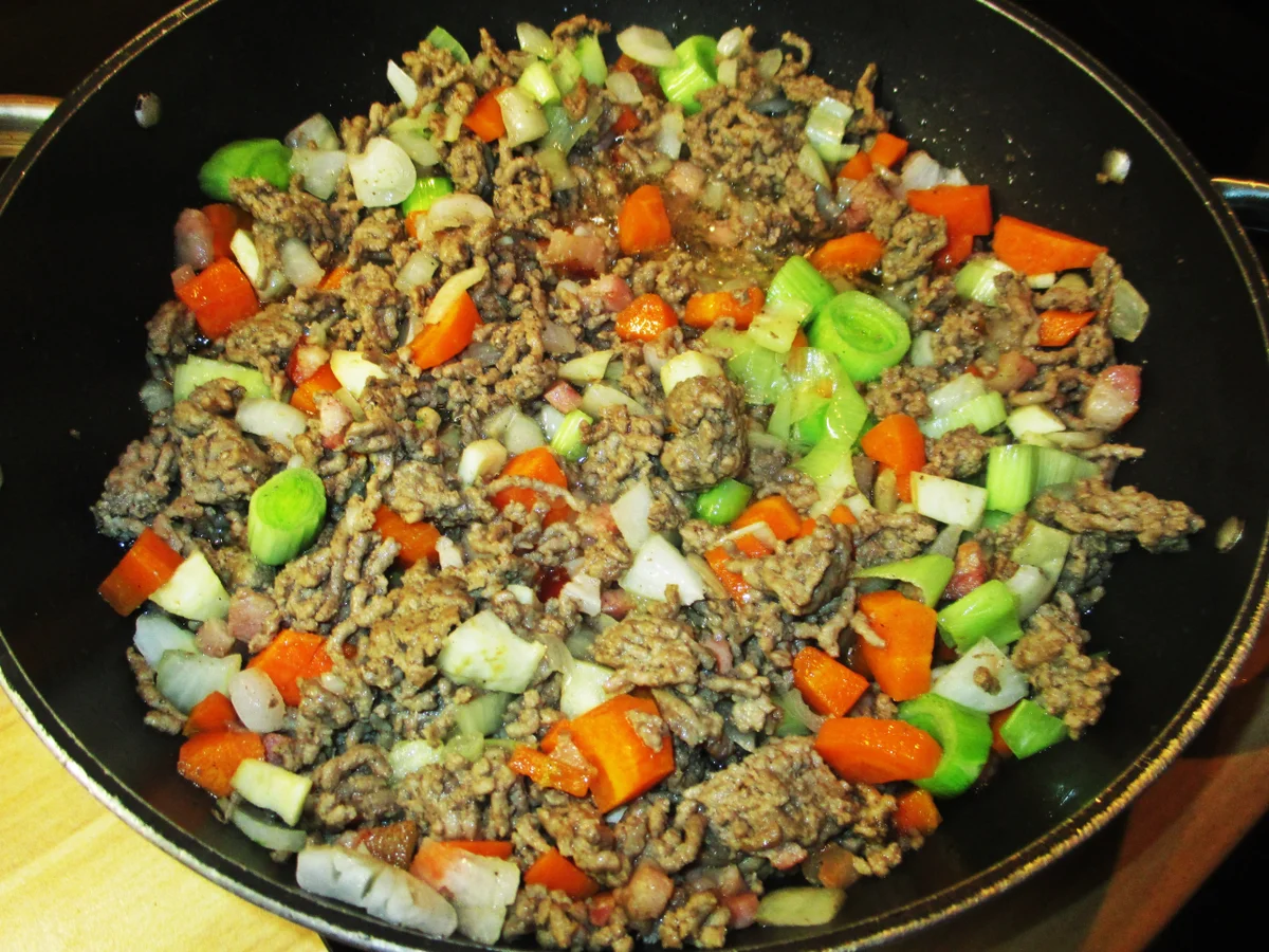 Rezept: Spaghetti Bolognese Bild Nr. 6 Spaghetti Bolognese - Rezept - Bild Nr. 6