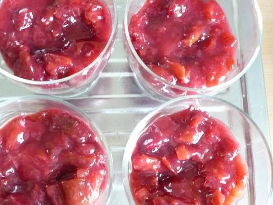 Zwetschen - Dessert mit Schmandcreme - Rezept - Bild Nr. 6