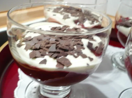 Zwetschen - Dessert mit Schmandcreme - Rezept - Bild Nr. 7