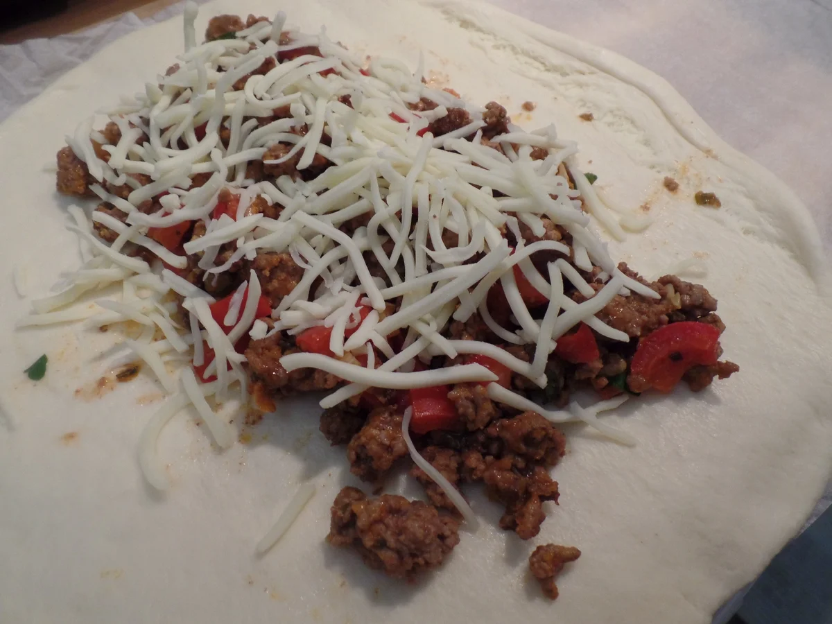 Rezept: Calzone mit Hackfleischfüllung Bild Nr. 11137 Calzone mit Hackfleischfüllung - Rezept - Bild Nr. 11137