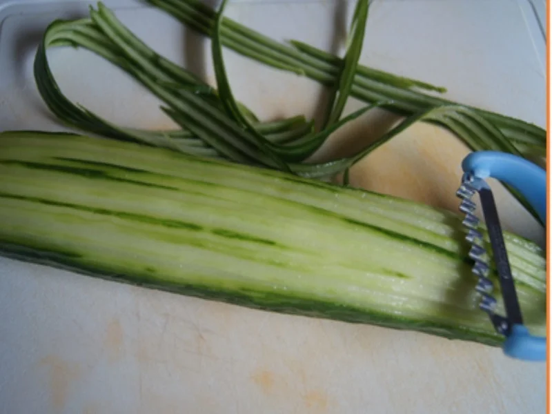 Fischfilet Bordelaise mit chinesischen Gurkensalat und Möhren-Kartoffel-Stampf - Rezept - Bild Nr. 7