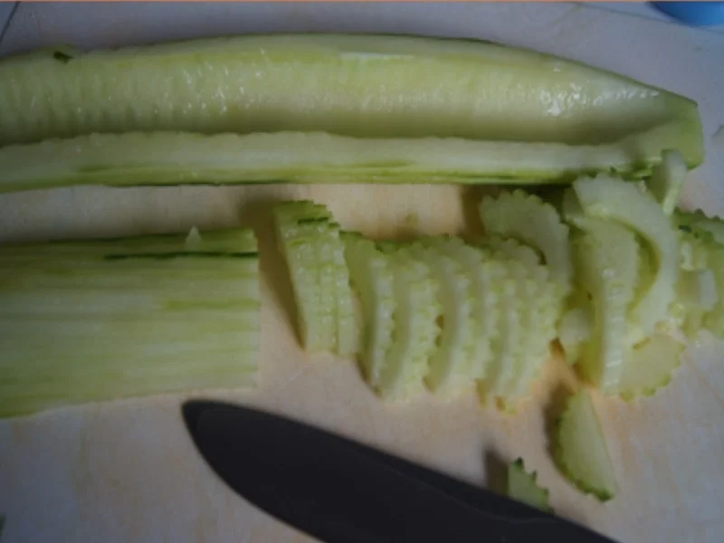 Fischfilet Bordelaise mit chinesischen Gurkensalat und Möhren-Kartoffel-Stampf - Rezept - Bild Nr. 9