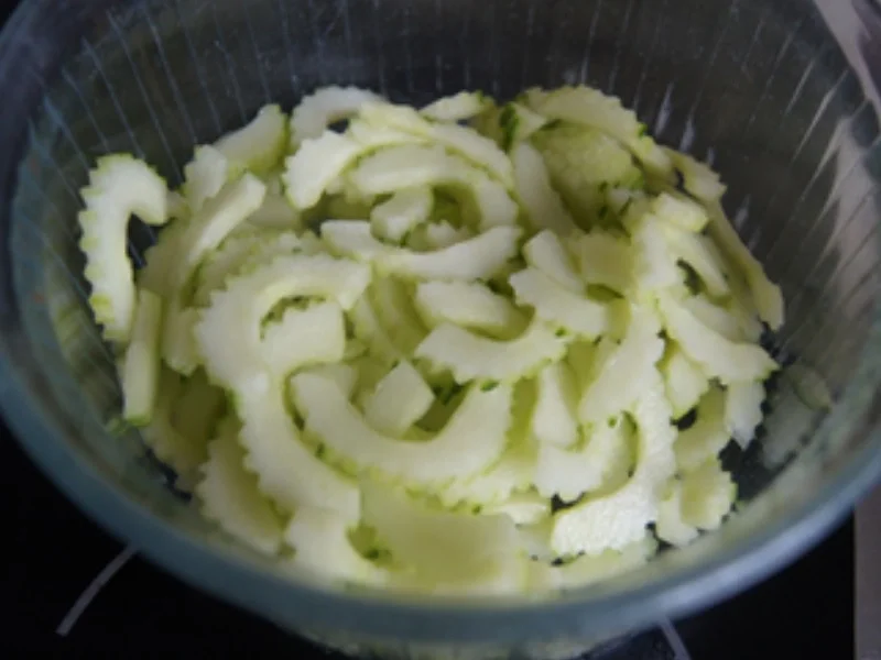 Fischfilet Bordelaise mit chinesischen Gurkensalat und Möhren-Kartoffel-Stampf - Rezept - Bild Nr. 10