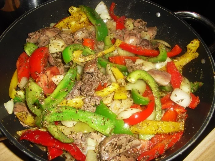 Hähnchenleber-Paprika-Gulasch - Rezept - Bild Nr. 5