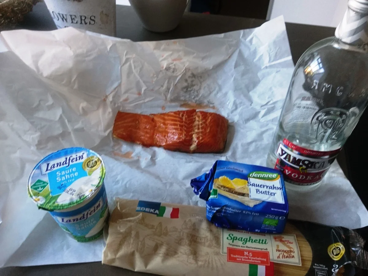 Pasta mit Rauchlachs und Wodka - Rezept - Bild Nr. 3