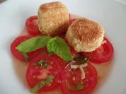 Gebackene Ziegenkäsetaler auf Tomatensalat - Rezept - Bild Nr. 11150