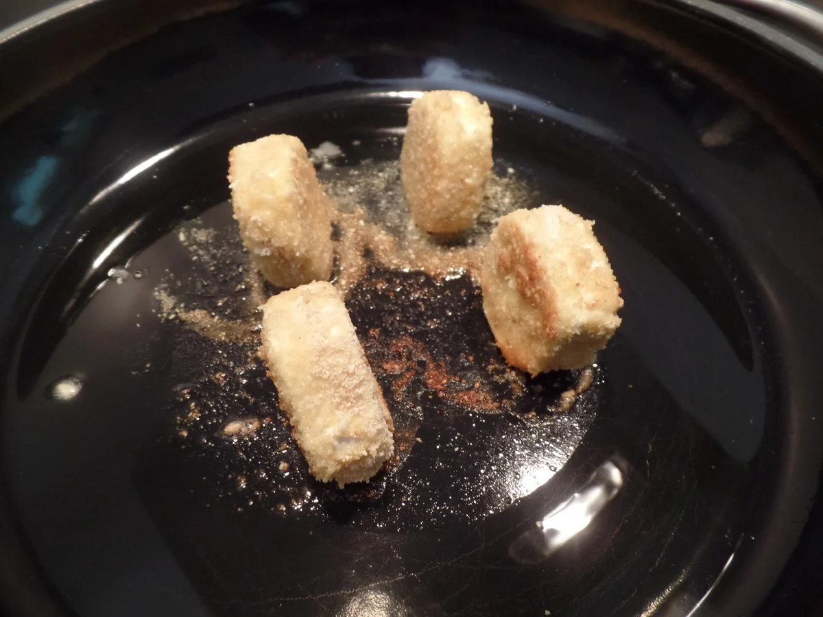 Rezept: Gebackene Ziegenkäsetaler auf Tomatensalat Bild Nr. 11164 Gebackene Ziegenkäsetaler auf Tomatensalat - Rezept - Bild Nr. 11164