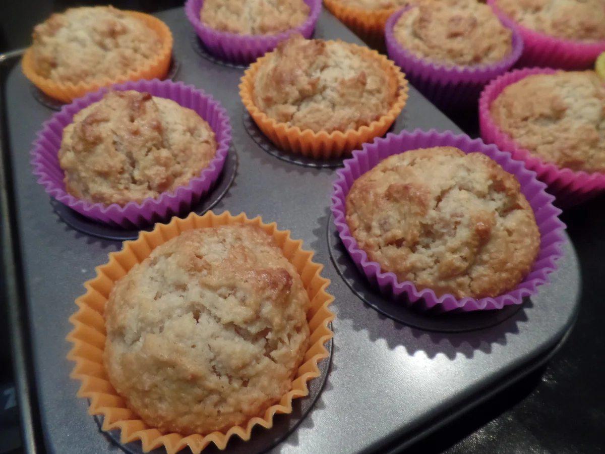 Kokos -Aprikosen -Muffins mit Raffaelo und weißer Schokolade on Topp - Rezept - Bild Nr. 11172