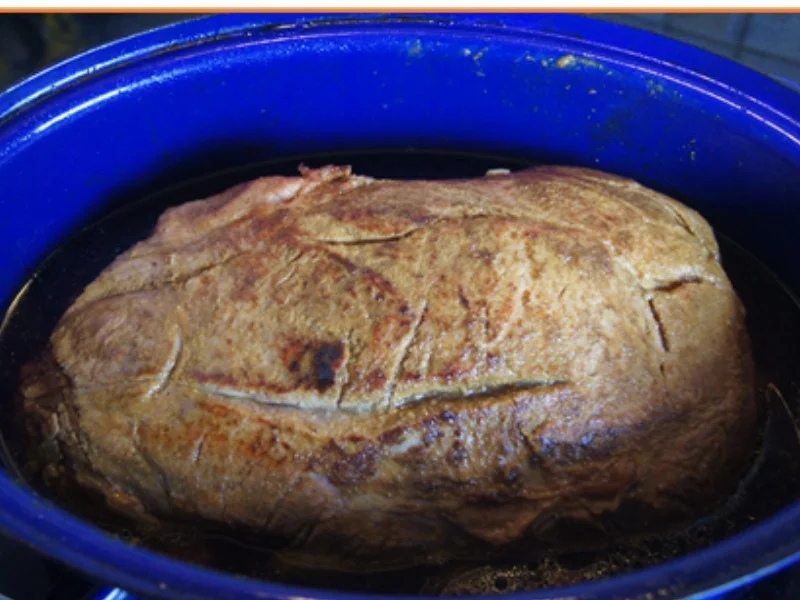 Pulled Pork mit Zwiebeln, Kraut, Zaziki, Tomaten und Fladenbrot - Rezept - Bild Nr. 10