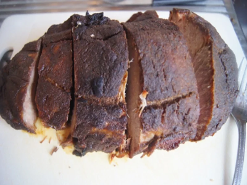 Pulled Pork mit Zwiebeln, Kraut, Zaziki, Tomaten und Fladenbrot - Rezept - Bild Nr. 15