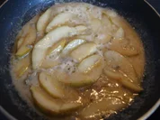 Karamellisierte Birnenspalten mit Gorgonzola - Rezept - Bild Nr. 2