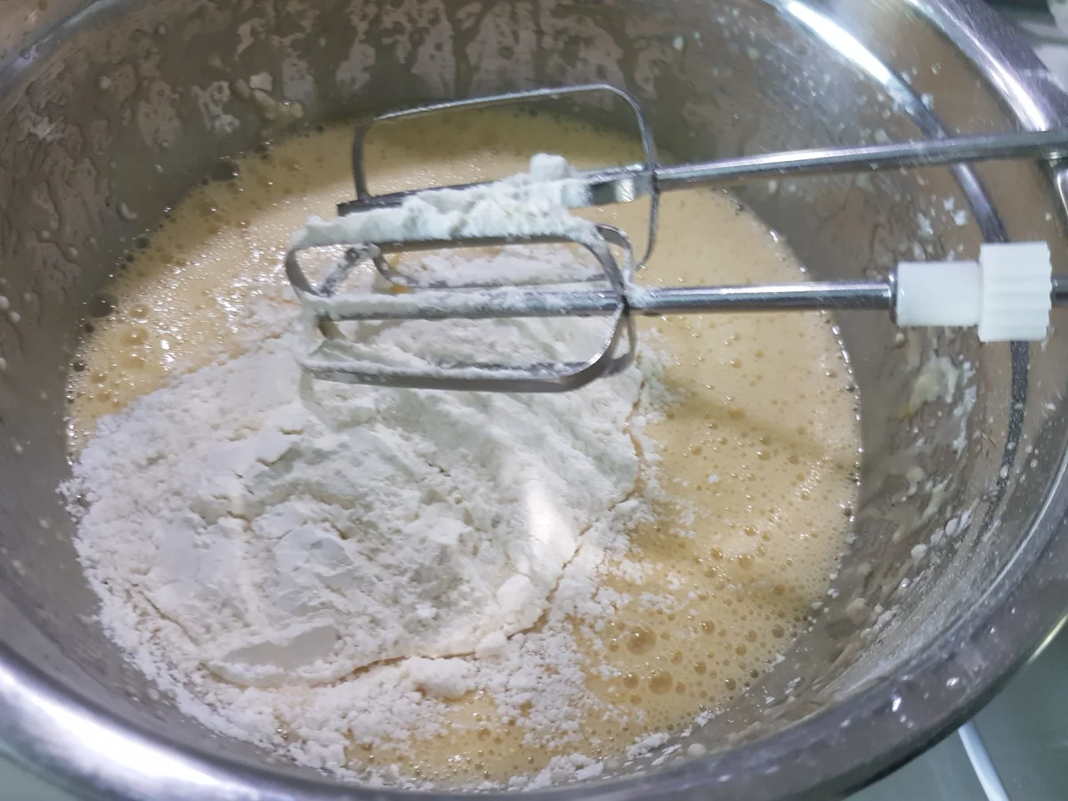 Amaretto-Guglhupf - Rezept - Bild Nr. 5