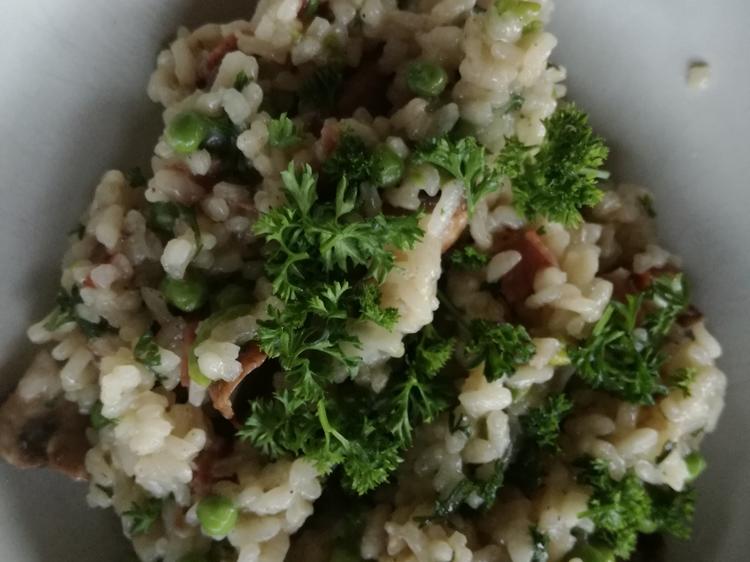 Erbsen-Schinken-Risotto mit Pilzen - Rezept - kochbar.de