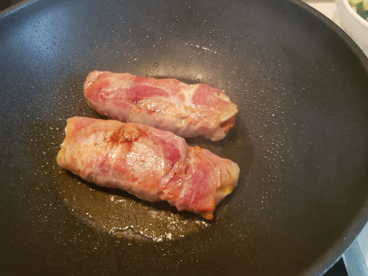 Hähnchen-Involtini mit mediterranem Gemüse und  Polenta-Talern - Rezept - Bild Nr. 6