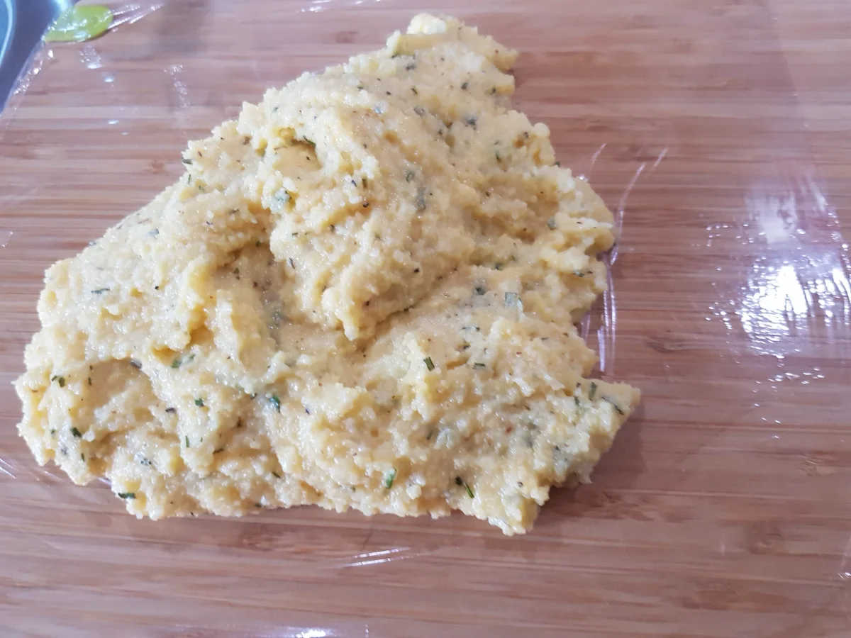 Hähnchen-Involtini mit mediterranem Gemüse und  Polenta-Talern - Rezept - Bild Nr. 14