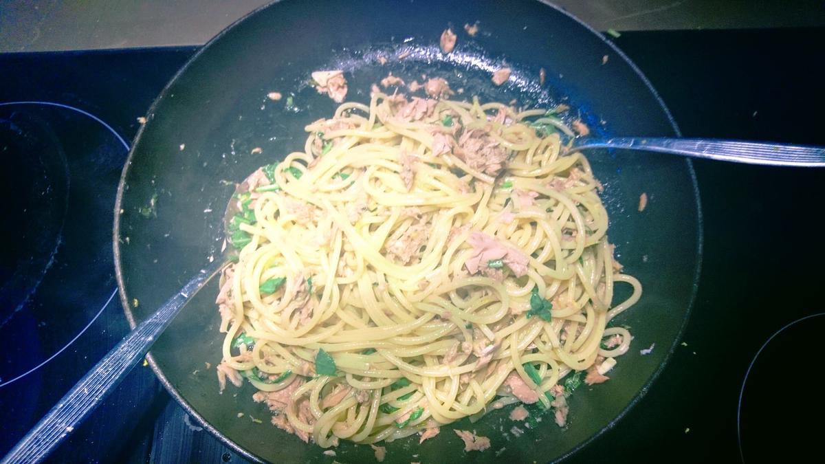 Spaghetti mit Thunfisch-Zitonensauce - Spaghetti tonno e limone - Rezept - Bild Nr. 8