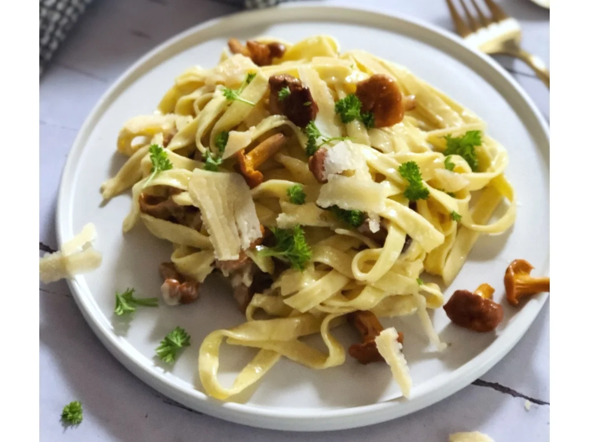 BiNe` S PFIFFERLINGE IN SAHNESAUCE - Rezept - Bild Nr. 4