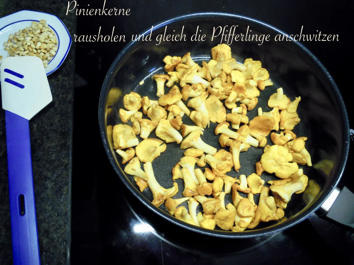 marinierter Blattspinat Salat mit Pfifferlingen - Rezept - Bild Nr. 9