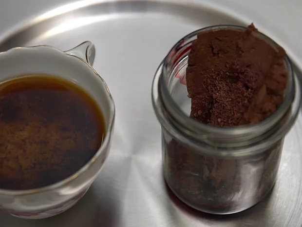 Mousse au Chocolat trifft Beeren vor der Haustür - Rezept - Bild Nr. 2