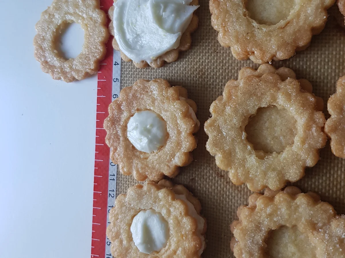 Rezept: Kaffee-Kränze mit Zitronen-Creme Bild Nr. 4 Kaffee-Kränze mit Zitronen-Creme - Rezept - Bild Nr. 4