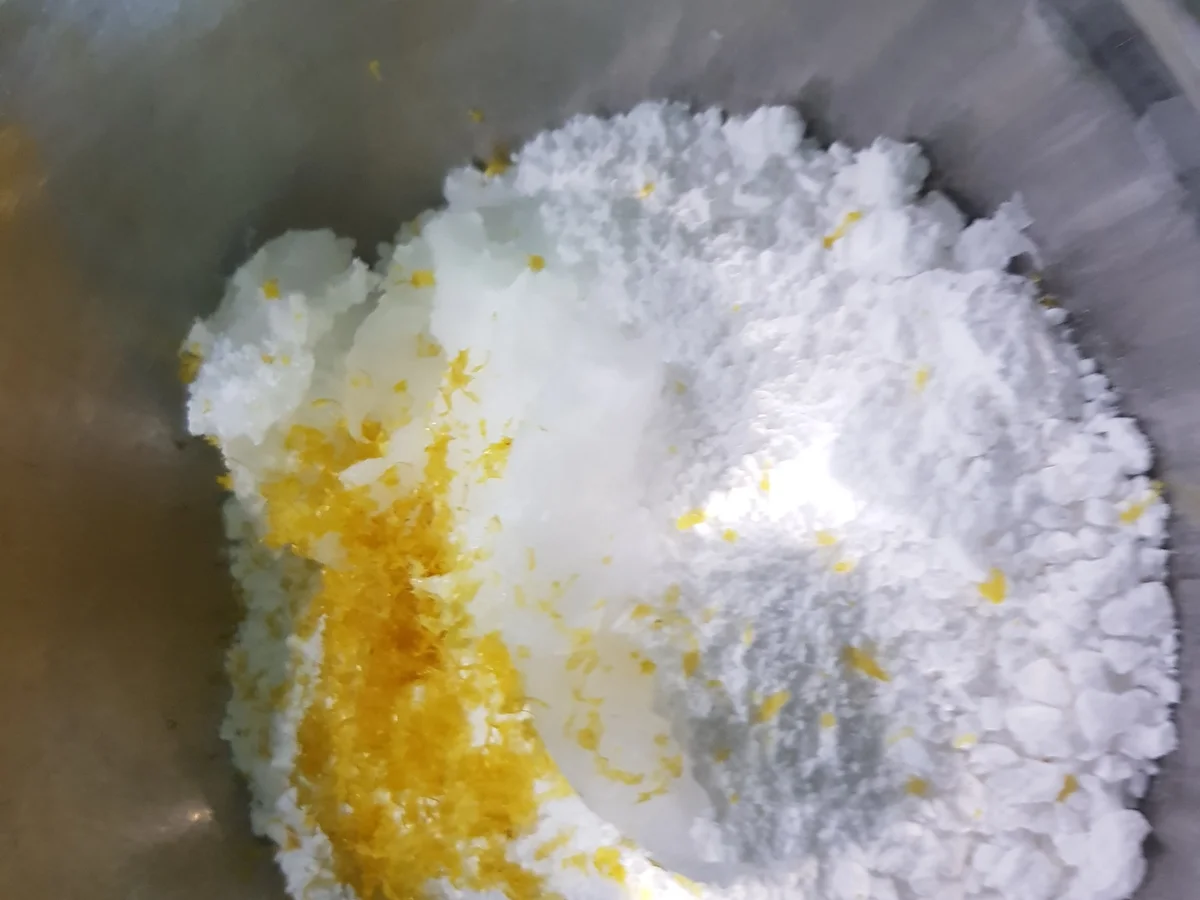 Rezept: Kaffee-Kränze mit Zitronen-Creme Bild Nr. 5 Kaffee-Kränze mit Zitronen-Creme - Rezept - Bild Nr. 5