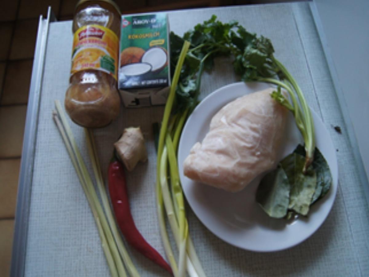 Hühnersuppe mit Kokosmilch - Rezept - Bild Nr. 3