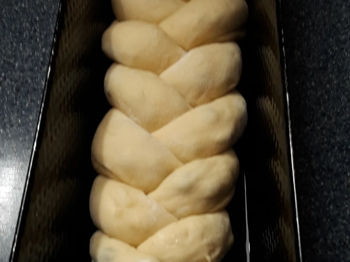 Rezept: Hefezopf Bild Nr. 6 Hefezopf - Rezept - Bild Nr. 6