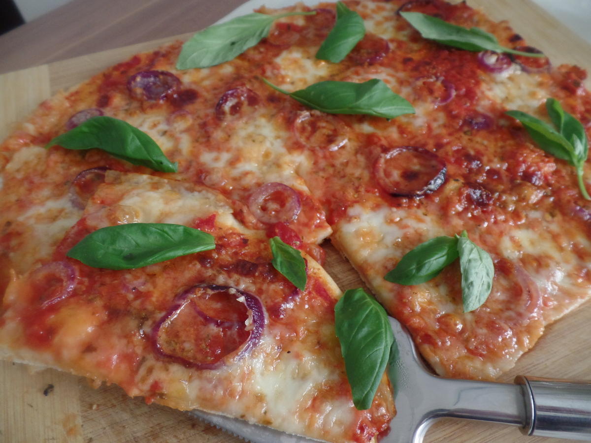 Pizza Margherita - Rezept - Bild Nr. 11299