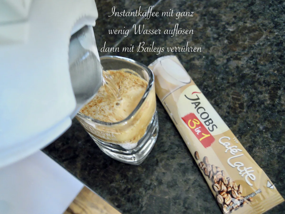 Rezept: Schoko - Mocca - Bananen - Törtchen Bild Nr. 20 Schoko - Mocca - Bananen - Törtchen - Rezept - Bild Nr. 20