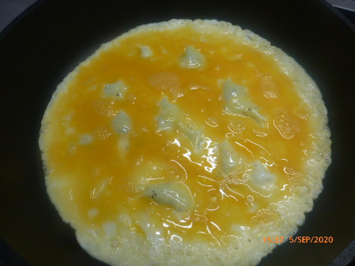 Pilz-Omelette mit Camembert - Rezept - Bild Nr. 4