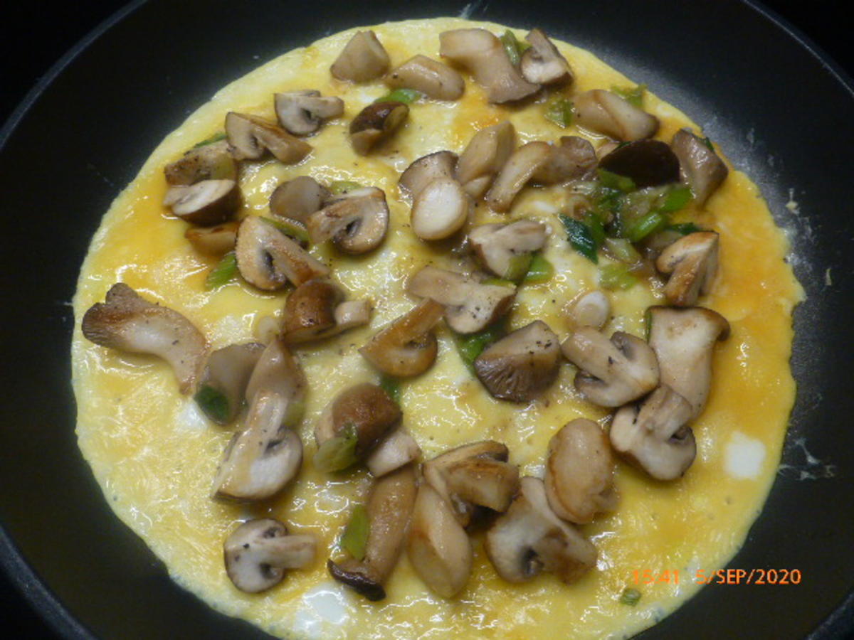 Pilz-Omelette mit Camembert - Rezept - Bild Nr. 5