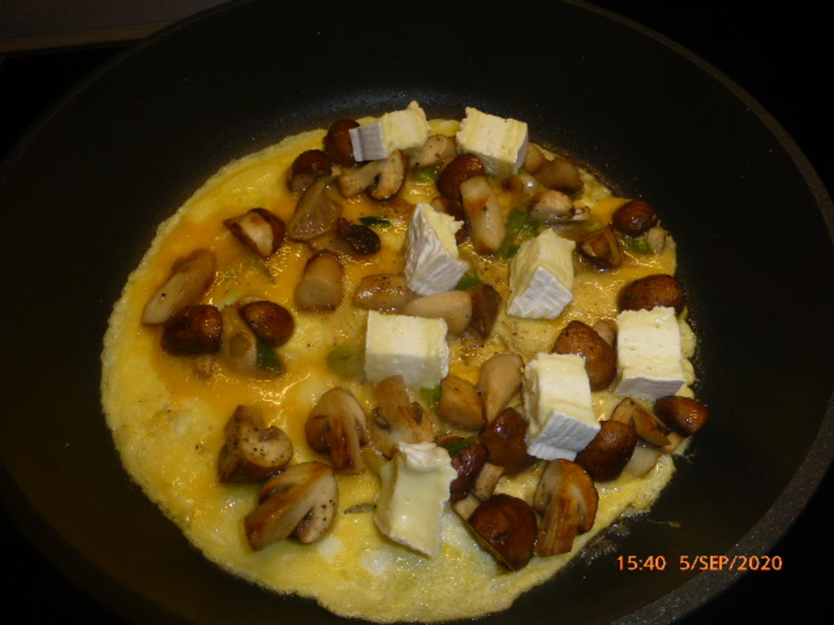 Pilz-Omelette mit Camembert - Rezept - Bild Nr. 6
