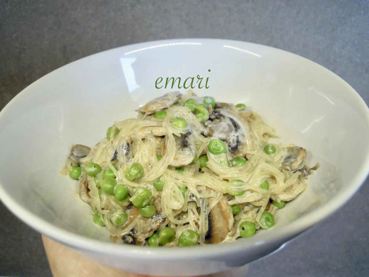 Schonkost - cremige leckere Glasnudeln mit Champions und Erbsen - Rezept - Bild Nr. 3