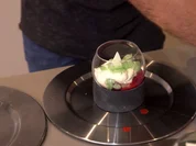 Minzgranite mit Himbeeren und Joghurtmousse - Rezept - Bild Nr. 2