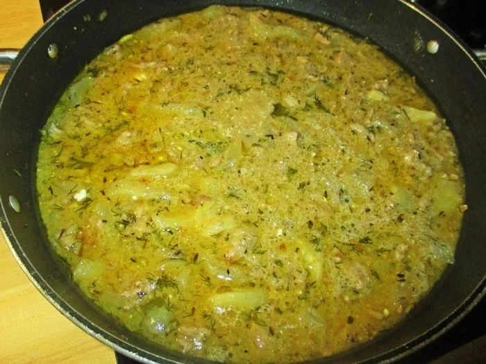 Rezept: Schmorgurken mit Hackfleisch Bild Nr. 3 Schmorgurken mit Hackfleisch - Rezept - Bild Nr. 3