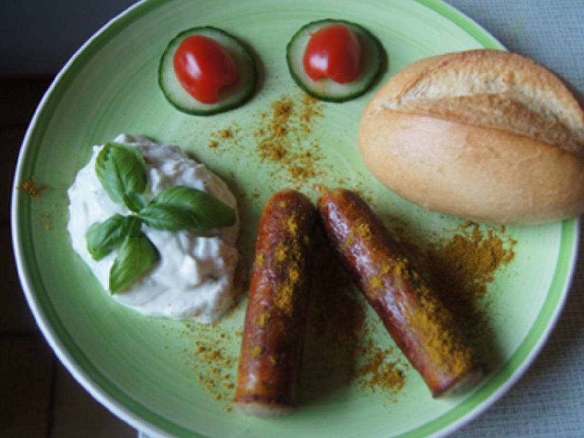 Currywurst mit Zaziki - schnell &amp; einfach - von MausVoh