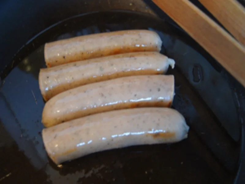 Currywurst mit Zaziki - Rezept - Bild Nr. 4