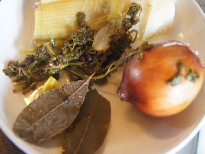 Tafelspitz mit Bouillongemüse und Meerrettichsauce - Rezept - Bild Nr. 9