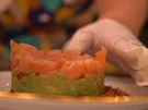 Türmchen vom Lachs auf Avocadobeet und Rösti - Rezept - Bild Nr. 2