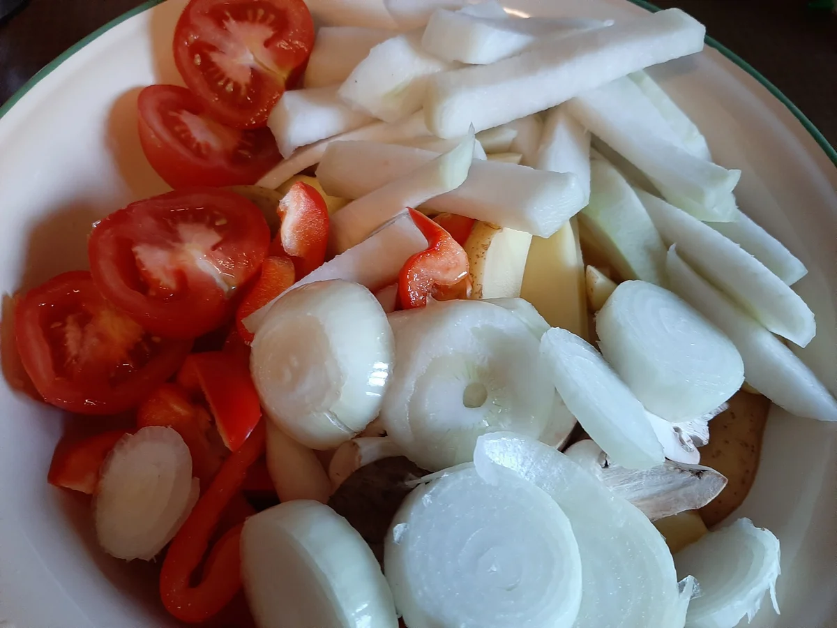 Rezept: Ofengemüse mit Feta und leckeren Dips (vegane Variante möglich) Bild Nr. 11339 Ofengemüse mit Feta und leckeren Dips (vegane Variante möglich) - Rezept - Bild Nr. 11339