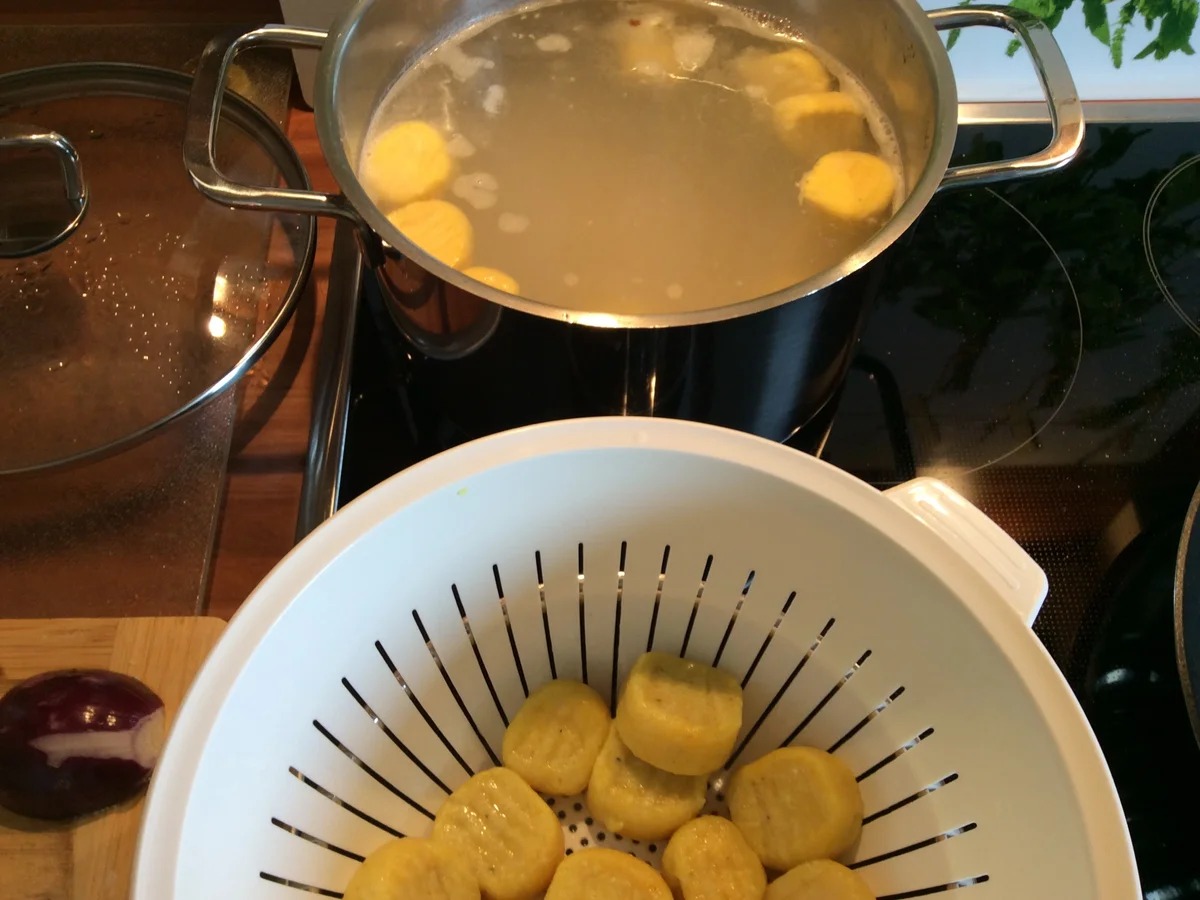 Rezept: Ricotta Gnocchi Bild Nr. 10 Ricotta Gnocchi - Rezept - Bild Nr. 10