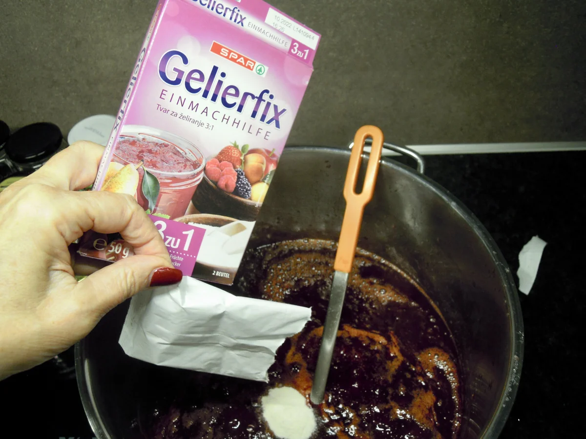 Zwetschgen Marmelade mit Sternanis, Zimt und Nelke - Rezept - Bild Nr. 13