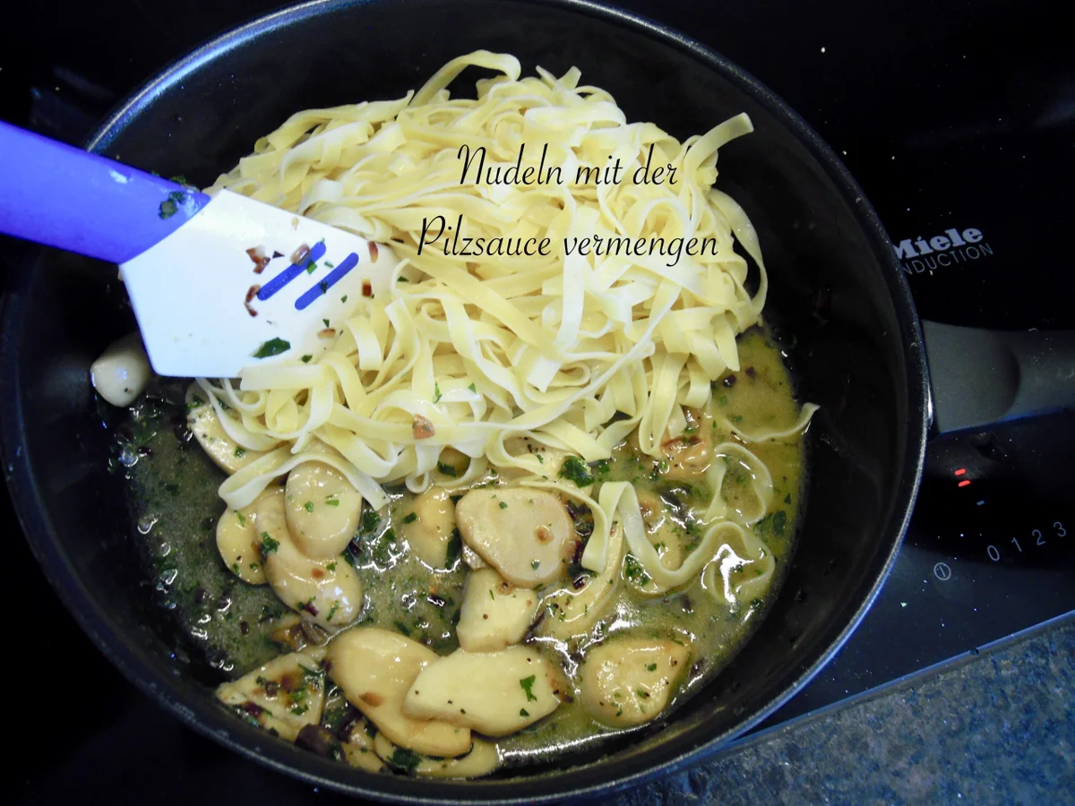 Pasta mit Kräuterseitlingen in feiner Kapernsauce - Rezept - Bild Nr. 11370