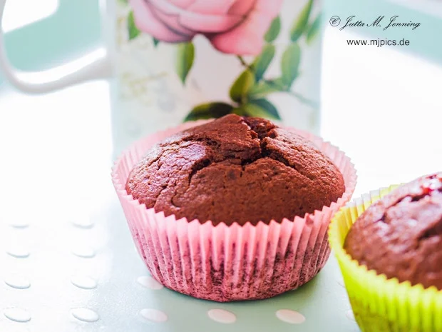 Rezept: Schoko-Muffins mit Marmelade Bild Nr. 3 Schoko-Muffins mit Marmelade - Rezept - Bild Nr. 3