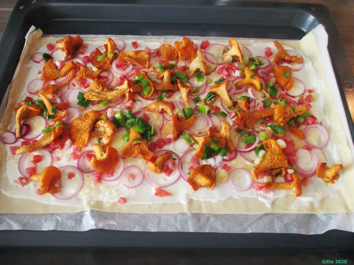Flammkuchen mit Pfifferlingen - Rezept - Bild Nr. 14